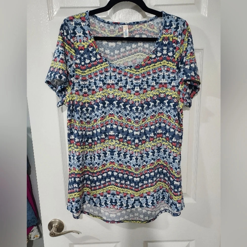 LuLaRoe Disney Mickey Mouse Swing Short Sleeve Shirt/Top in Size XL
